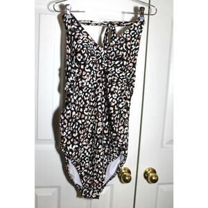 Isabel Maternity Cheetah Print Halter One Piece Maternity Swimsuite sz L